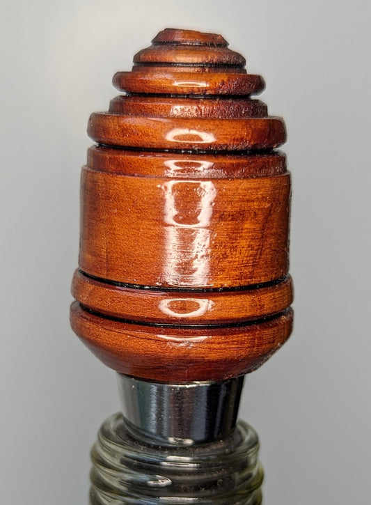 Red Cedar wine stopper