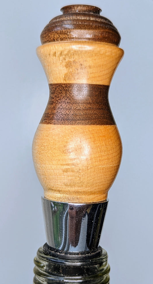 Honeypot Wine Stopper (Maple and Walnut)